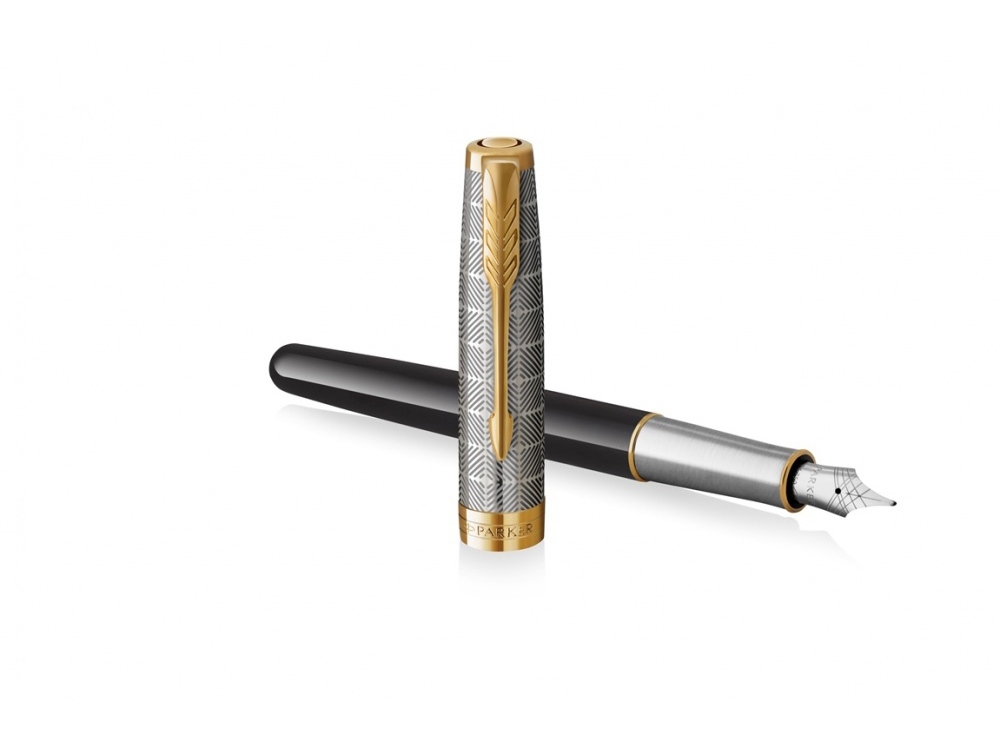 Перьевая ручка Parker Sonnet Premium Refresh BLACK GT, перо 18K, перо: F, цвет чернил black, в подарочной упаковке